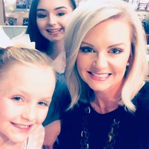 Meet your Posher, Lucy